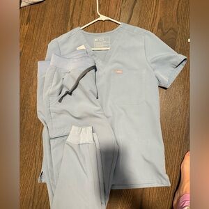 COPY - Figs Sky Blue Scrub Ensemble